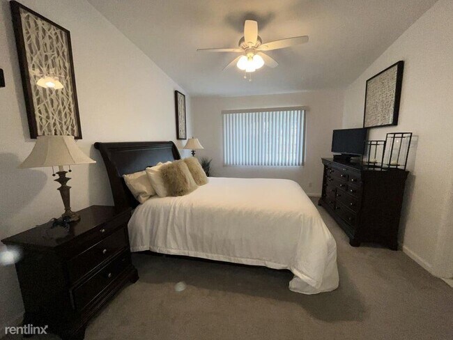 Foto del edificio - 3 br, 2.5 bath House - 6865 Brook Hollow Rd