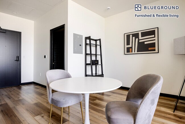 Foto del edificio - 2500 Wilshire Blvd