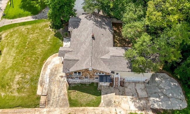 Foto del edificio - 1721 Hortense Pl NW