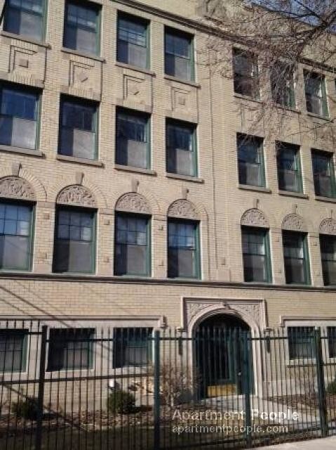 Primary Photo - 1538 W Thorndale Ave
