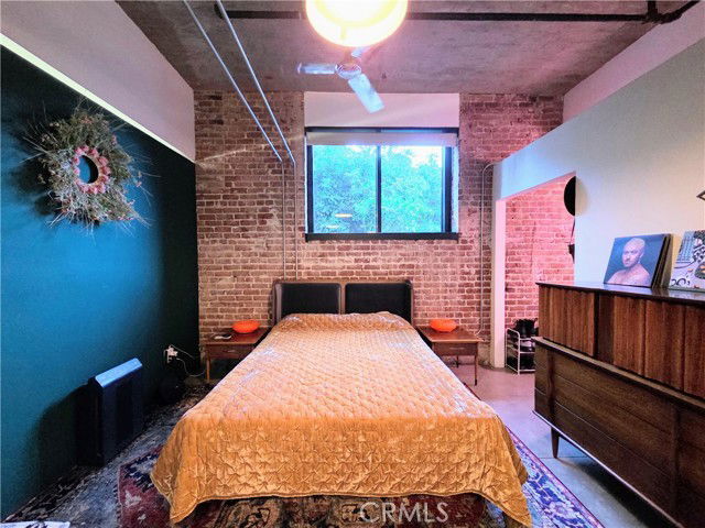 Building Photo - 835 Locust Ave