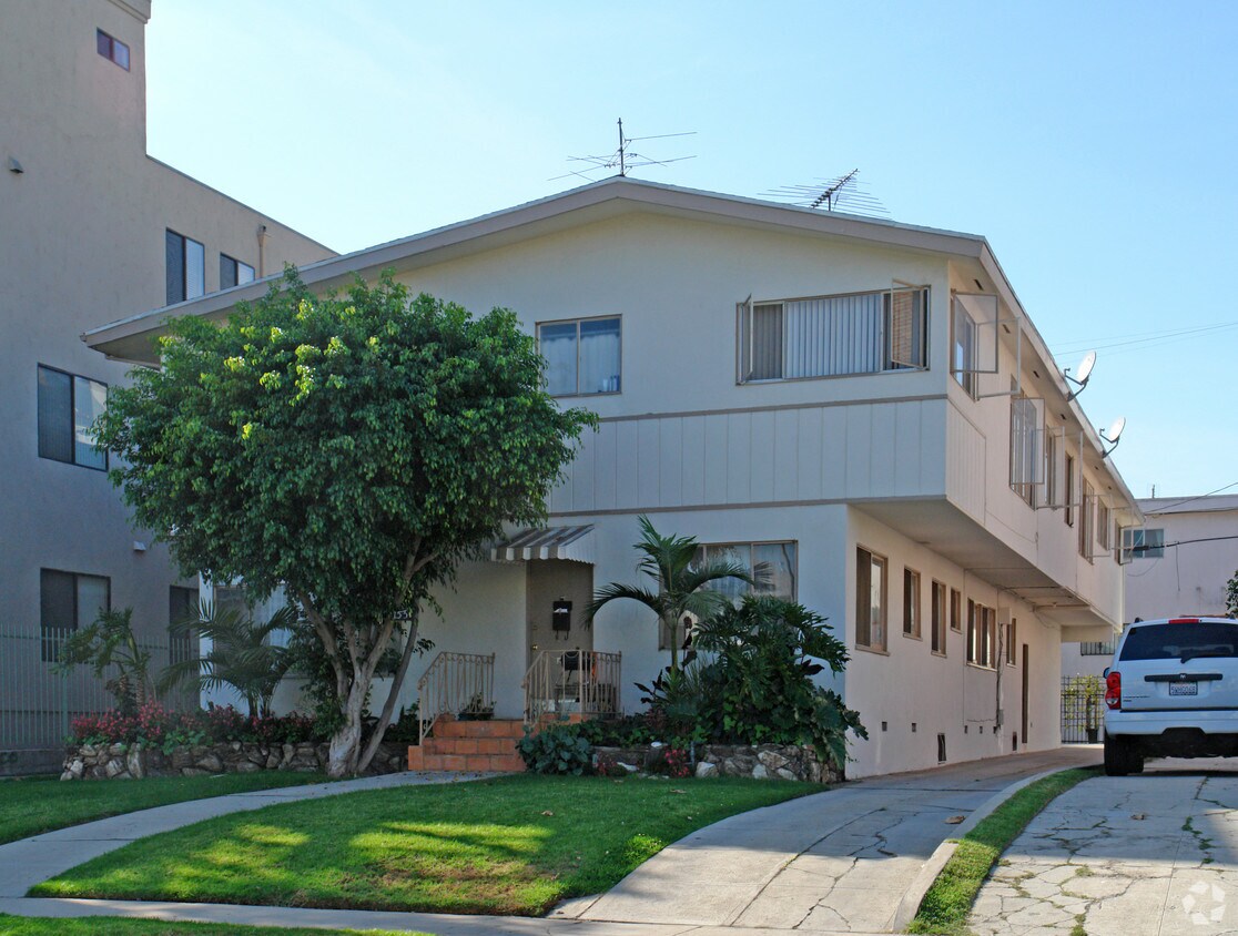 Foto del edificio - 1533 S Bedford St