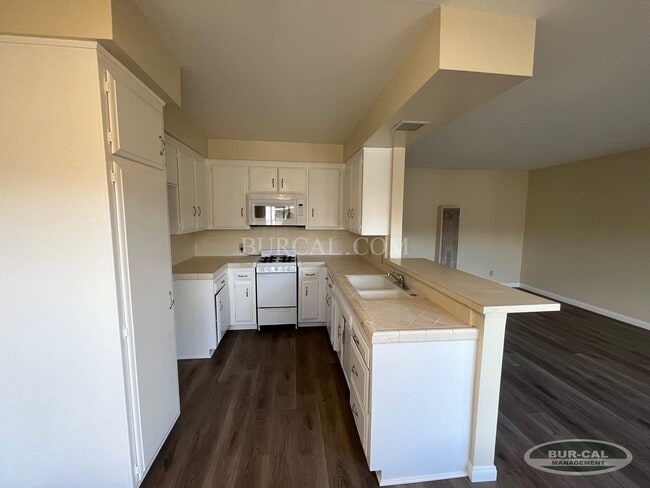 Building Photo - 268 Santa Anita Ave