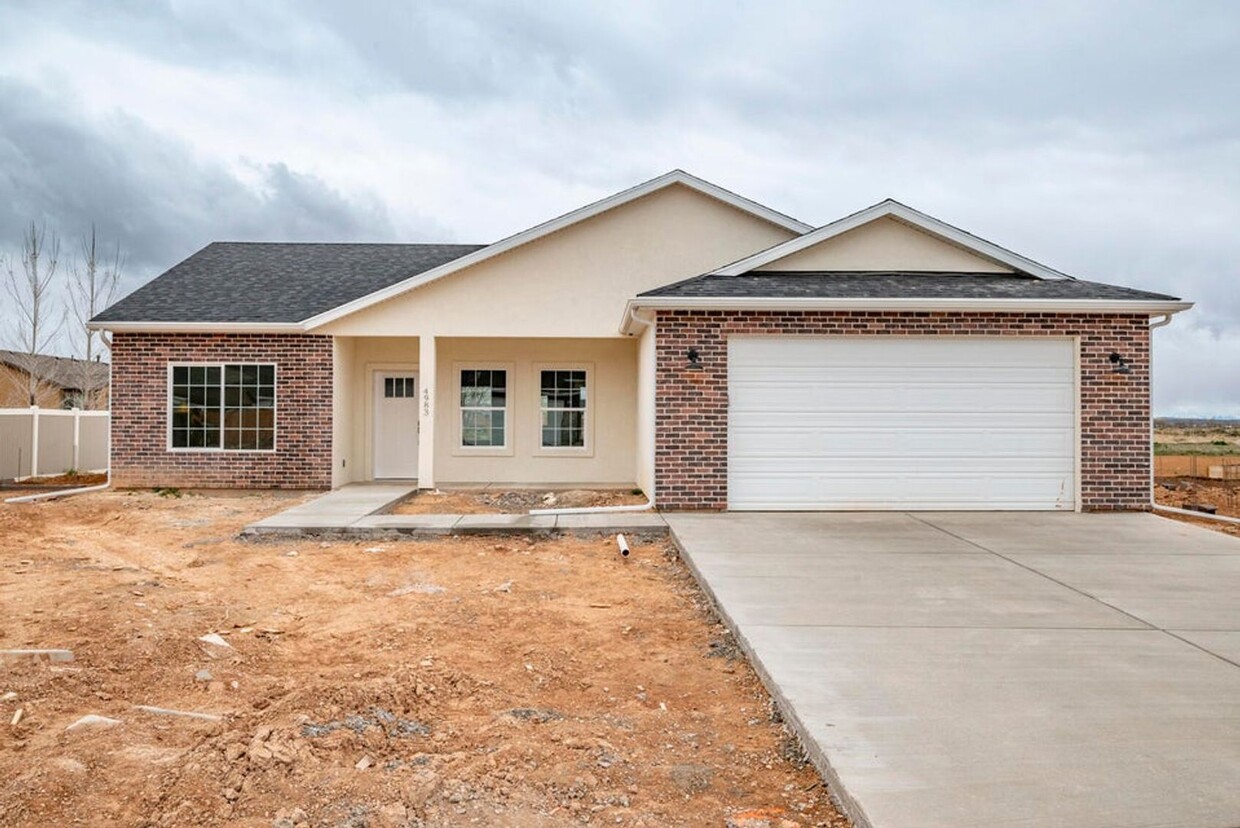 Foto principal - Brand New 3 Bedroom- 2 Bath Single Family ...