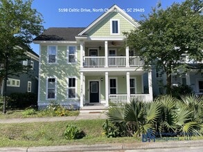 Building Photo - 5198 Celtic Dr