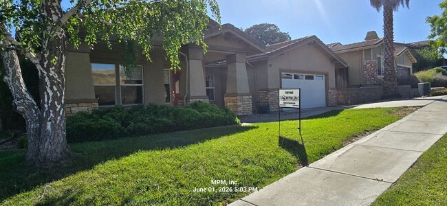 Building Photo - 3 bedroom 2 bath home