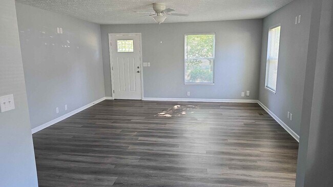 Foto del edificio - 432 N Meridian St