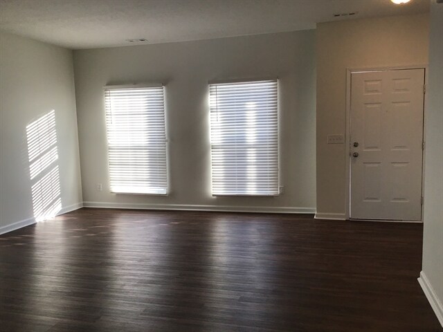 Building Photo - 1108 Golden Willow Place