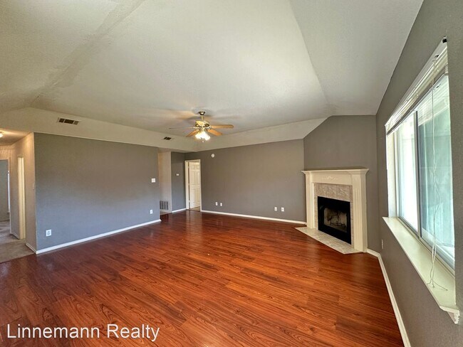 Foto del edificio - 4 br, 2 bath House - 3806 Basset Court