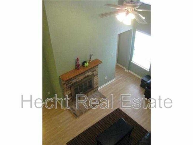 Building Photo - 2141 Redwing Way