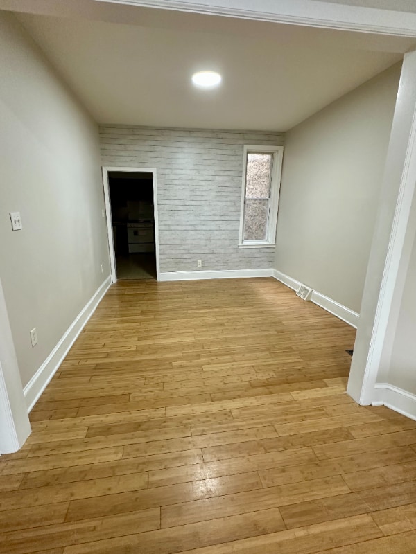 Building Photo - 2938 Belgrade St