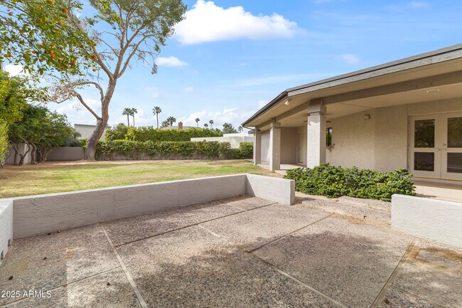 Foto del edificio - 6835 N 1st Pl