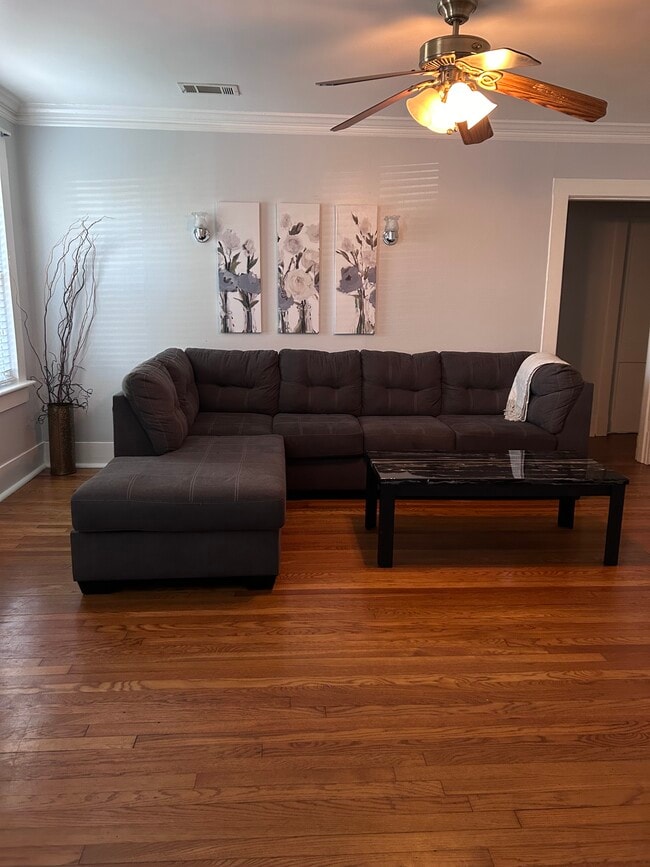 Foto del edificio - 1439 Eastmoreland Ave