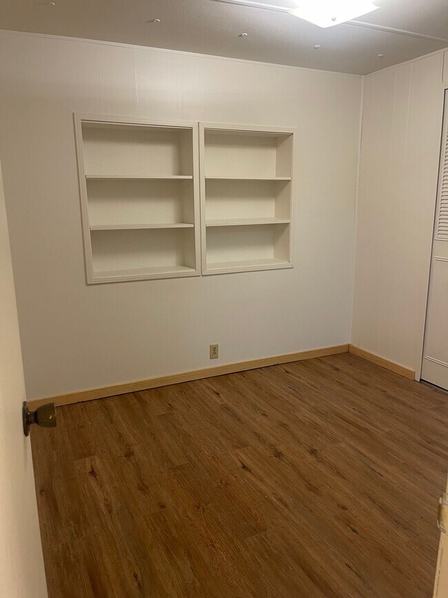 Foto del edificio - 211 Hillcrest St