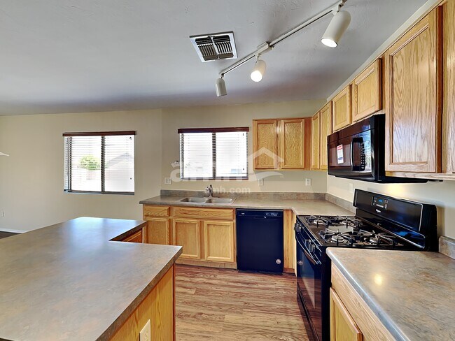 Foto del edificio - 742 W Emerald Key Dr