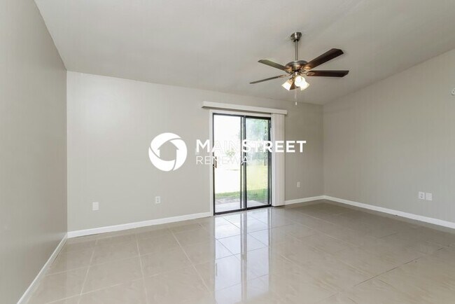 Foto del edificio - 3 Bedroom Pet-Friendly Home in Palm Bay, FL with Main Street Renewal