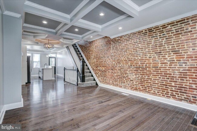 Foto del edificio - 815 N Collington Ave