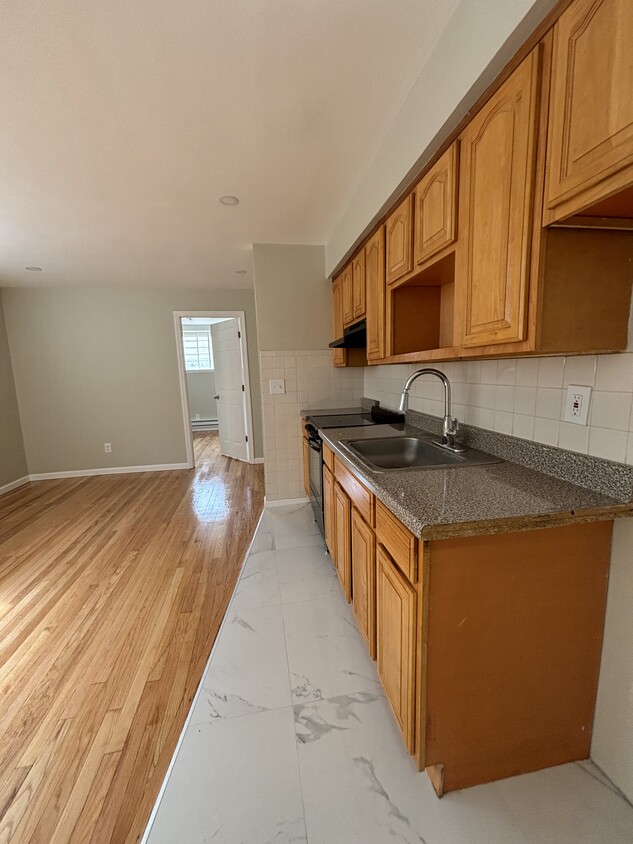 270 Stuyvesant Ave 1 - 272 Stuyvesant Ave