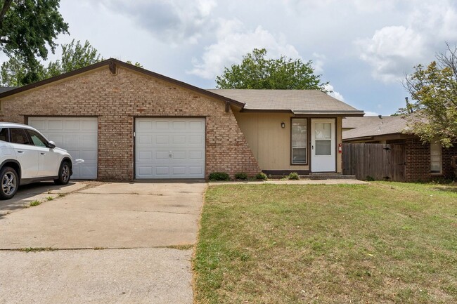 3 Bed, 2 Bath Duplex in Midwest City, Ok 73110 - 3 Bed, 2 Bath Duplex in Midwest City, Ok 73110 Apartment