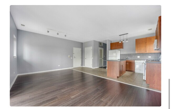Foto del edificio - 1132 W 13th St