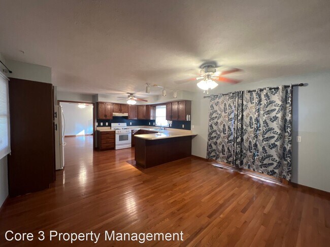 Building Photo - 3 br, 2 bath House - 2624 Cardiffs