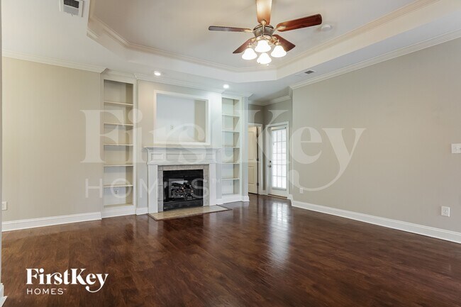 Foto del edificio - 2057 Highview Way