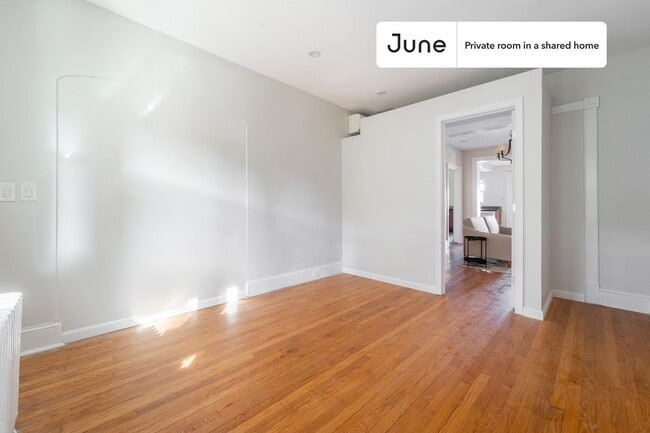 Building Photo - Room in Shared 2 bed/1 bath home
