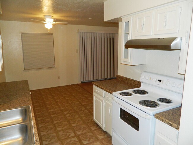 Building Photo - COMING SOON! 3-Bed 2-Bath with 2-car Garage