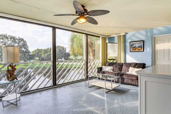 Building Photo - 113 Tidy Island Blvd