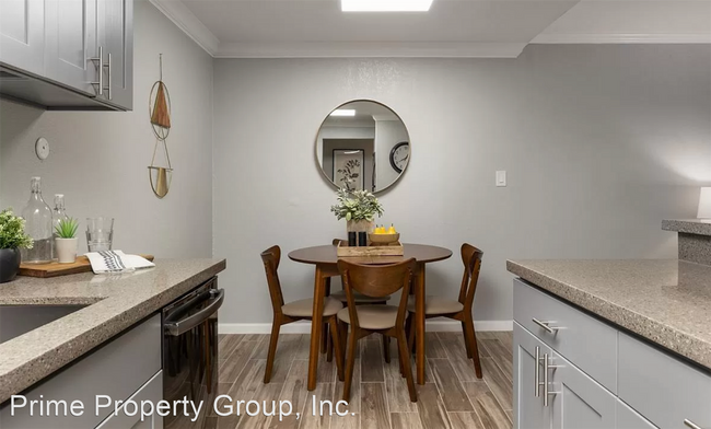 Foto del edificio - 1 br, 1 bath House - 590 El Dorado Ave #205