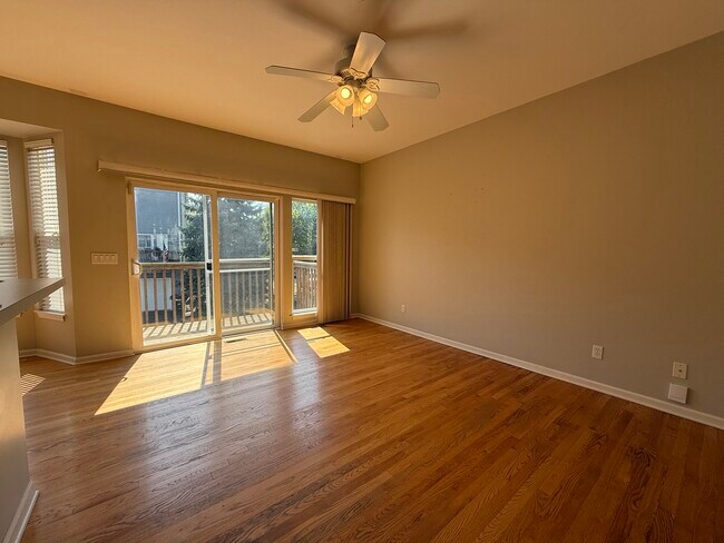 Foto del edificio - 1315 Chestnut Ln