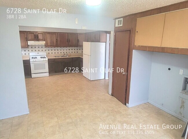 Building Photo - 6728 St Olaf Dr