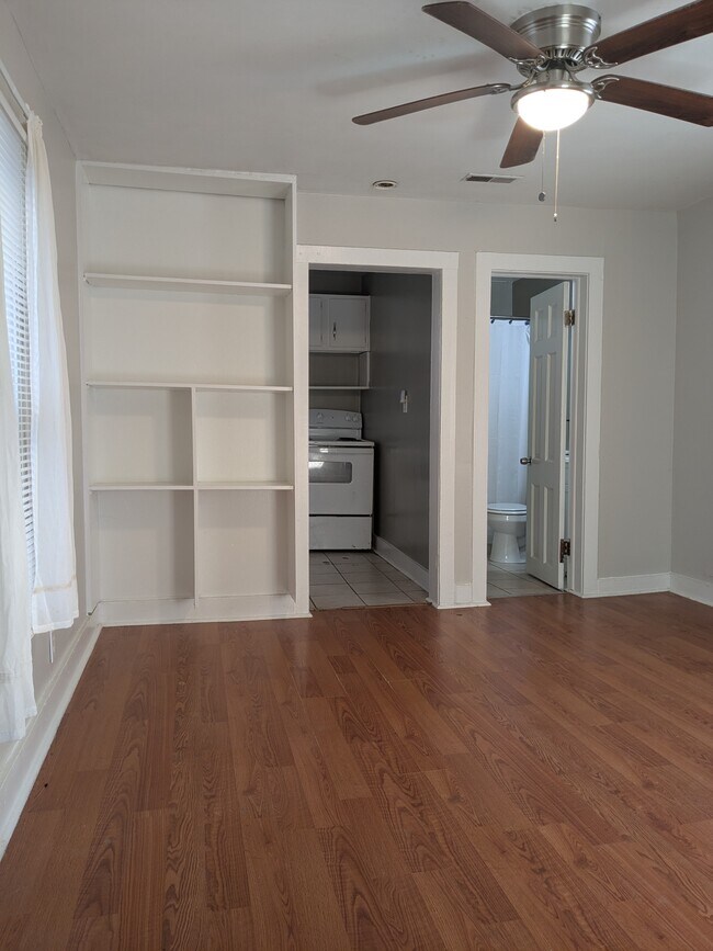 Foto del edificio - 816 Rison Ave NE