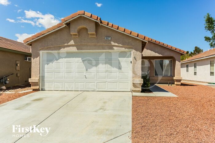 Foto principal - 3621 Walnut Wood St