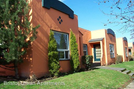 Primary Photo - 2322 NE Pacific St