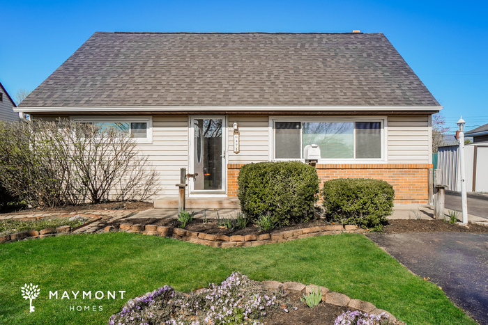 Primary Photo - Updated 3 Bedroom Home