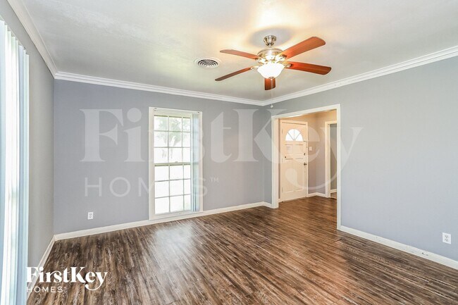 Foto del edificio - 1225 19th Ave N