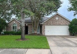 Building Photo - 15522 Valley Plum Ct