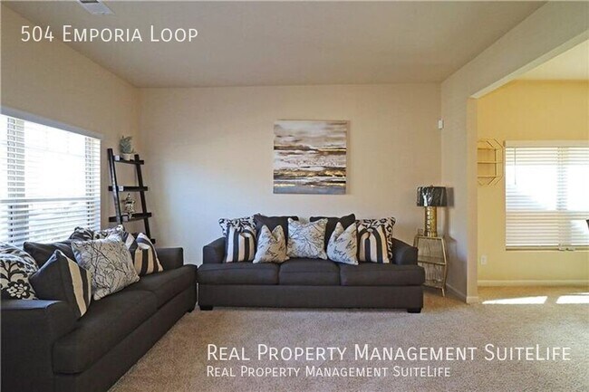 Building Photo - 504 Emporia Loop