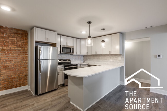 Foto del edificio - 1214 N La Salle Dr