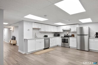 Building Photo - 104 East Ave