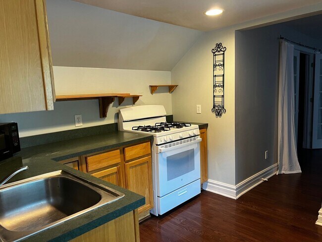 Foto del edificio - Charming 2BR House in Valparaiso