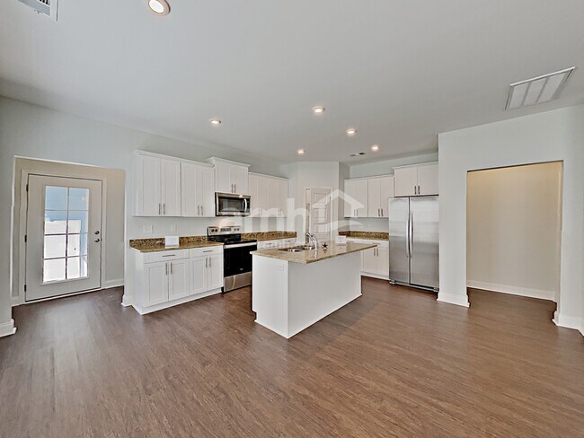 Foto del edificio - 5520 Central Grove Sq