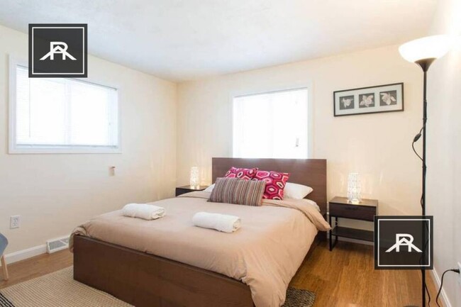 Building Photo - 2 bedroom in Belmont MA 02478