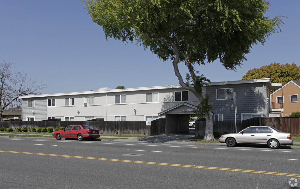 Building Photo - 26714 Patrick Ave