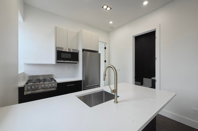 Foto del edificio - 272 Hoboken Ave