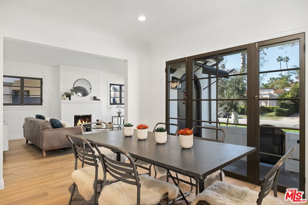 Foto principal - 152 N Stanley Dr