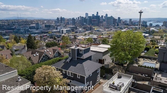 Building Photo - 2 br, 1 bath House - 1235 3rd Ave. N. #B