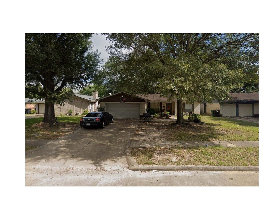 9010 Winding River Dr, Houston, TX 77088 House Rental in Houston, TX