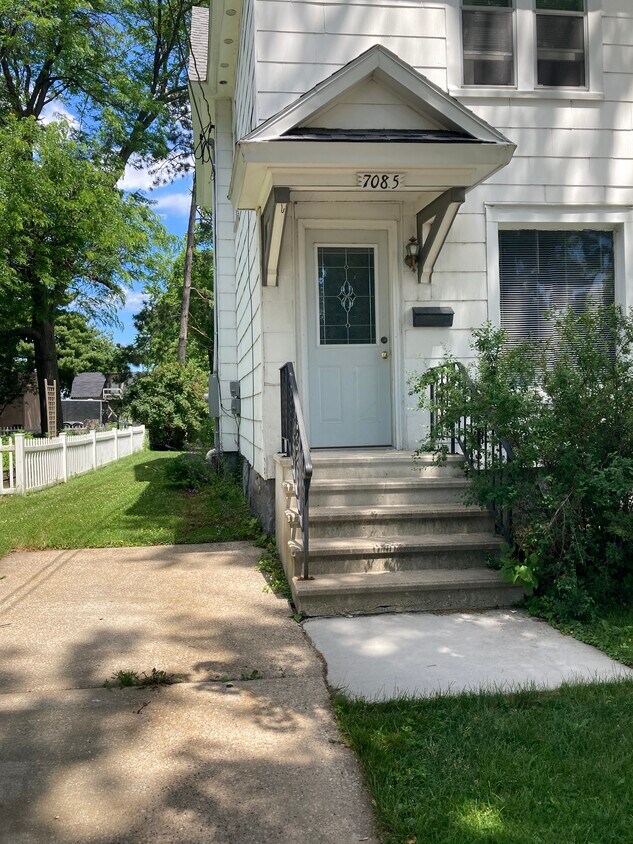 708 W Main St, Sparta, WI 54656 Townhome Rentals in Sparta WI